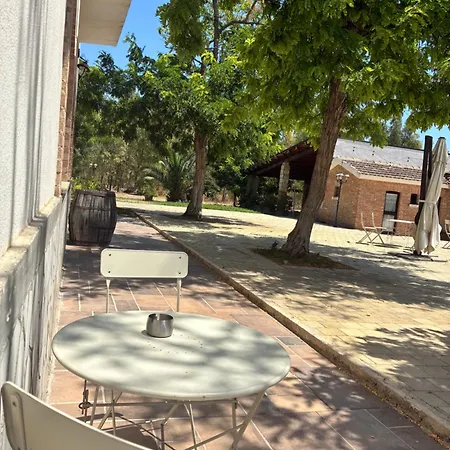 Bosco Elda Фермерский дом *